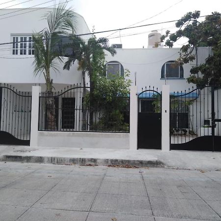 Thelmar Rooms Cancun Bagian luar foto