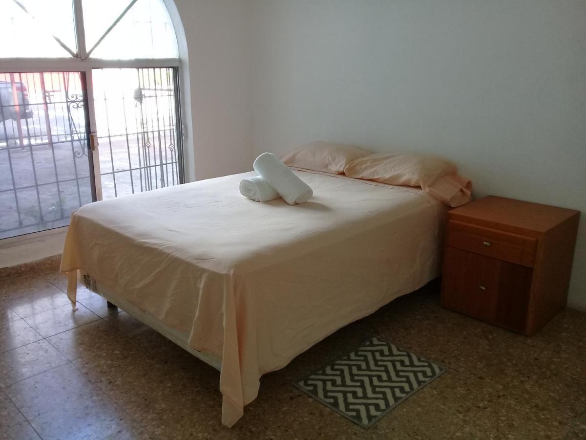 Thelmar Rooms Cancun Bagian luar foto