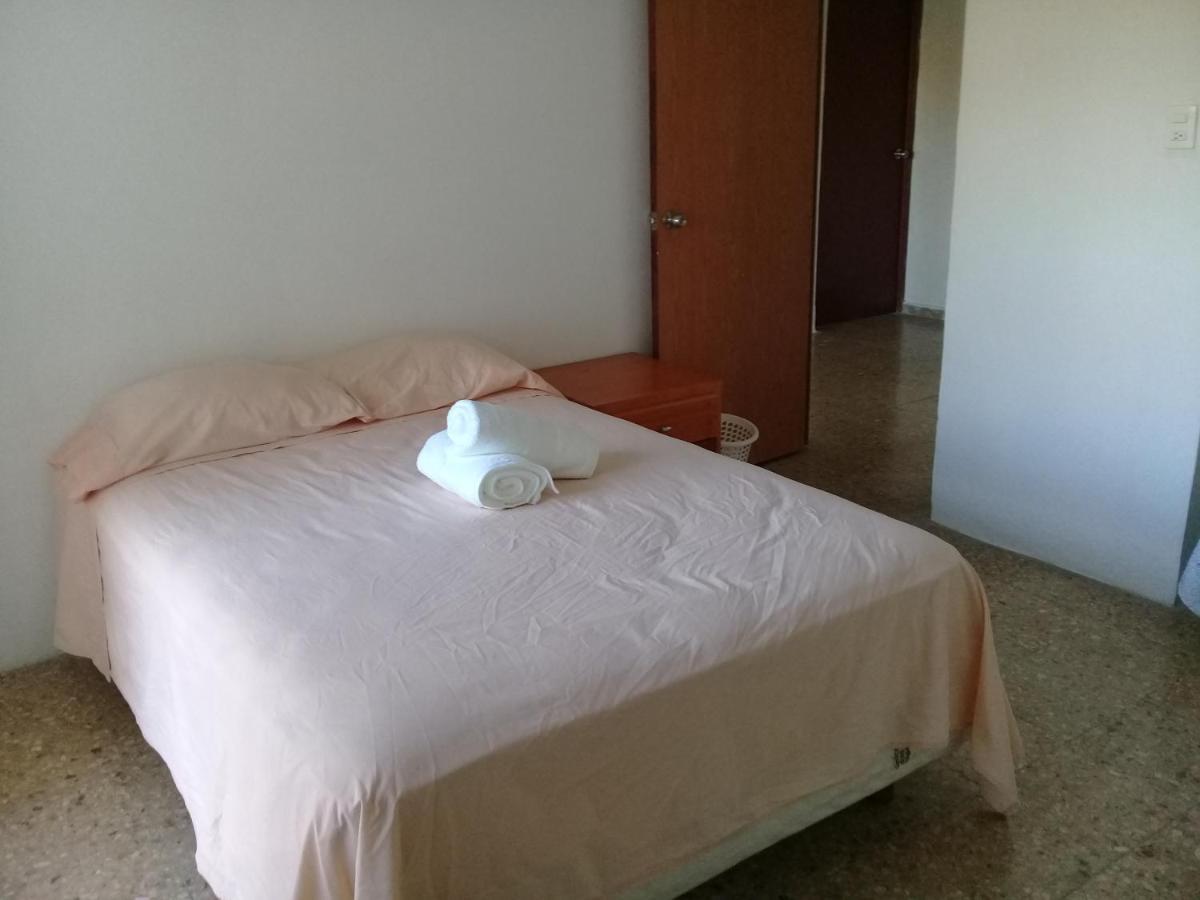 Thelmar Rooms Cancun Bagian luar foto